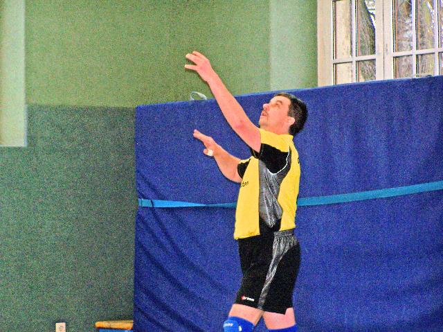 Sach.Mixed in Zwickau026_edited.JPG - Na Bolek, triffste den Ball auch richtig in deinem hohen Alter?